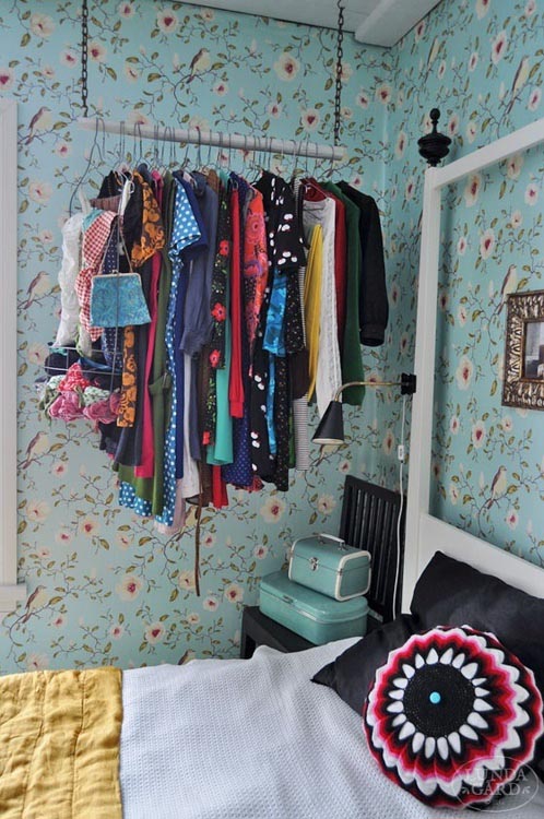 Как организовать гардеробную в маленькой квартире