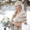 Накидка на свадебное платье: какую лучше выбрать для прохладного сезона