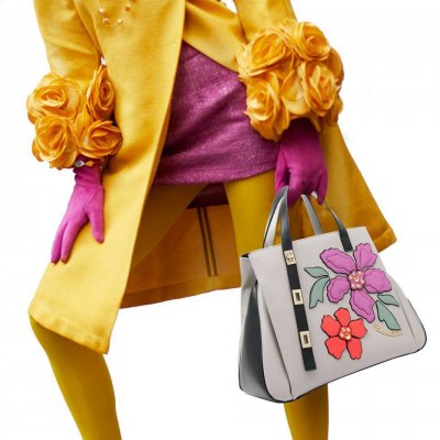 Подбери самую стильную и необычную сумку для своего образа!
